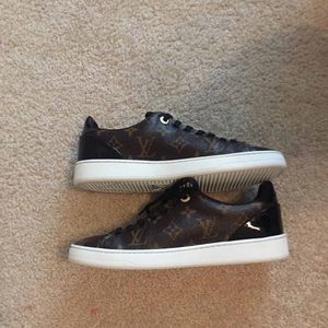 Louis Vuitton Women Frontrow Monogram Sneaker